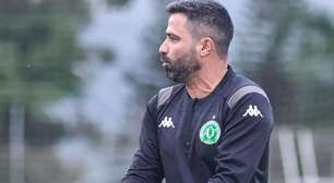 Chapecoense: Rafael Lacerda prepara mudanças contra o Botafogo; veja escalação