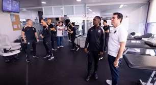 Seedorf não aparece no BID e tem estreia adiada pelo Corinthians
