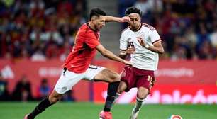 Fifa pune Espanha por cânticos xenofóbicos contra seleção do Egito