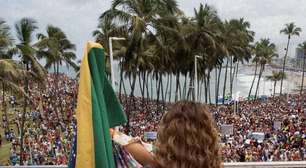 Daniela Mercury convida para ato pela democracia e direitos LGBT+ em Salvador