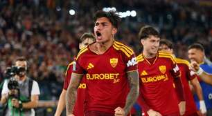 Roma vence o Genoa e continua a perseguição à líder Internazionale