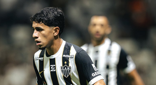 Atlético-MG vence o Coritiba e entra no G5 do Brasileirão