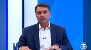 Flávio Bolsonaro nega cargos para o pai e o irmão em eventual governo