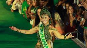 Esquenta com gritos de 'Lula' e 'selinho em Iza': como foi a coroação de Paolla Oliveira na Imperatriz