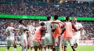 Flamengo vence Bahia, segue em 1º e amplia escrita contra Ceni