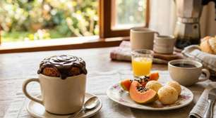 Bolo de cenoura de caneca: com poucos ingredientes e pronto em menos de 5 minutos
