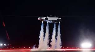 Tesla revela supercarro com tecnologia da SpaceX capaz de 'flutuar' e ir de zero a 100 km/h em menos de um segundo