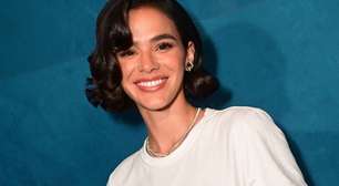 A poderosa lição de Bruna Marquezine sobre dificuldade ao separar vida pessoal e profissional: 'Pela 1ª vez, trabalho ocupa o lugar do trabalho'; psicóloga explica: 'É como se a pessoa deixasse de reconhecer quem é'
