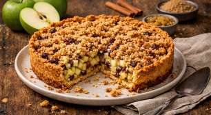 Aprenda a preparar uma Torta Crocante de Maçã Verde com biscoito maizena