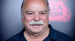 Morre Richard Riehle, de 'Como Enlouquecer Seu Chefe', aos 78 anos