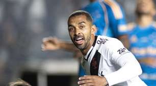 Vasco tem dúvida na lateral para enfrentar o Boca Juniors