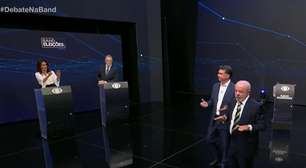 Comentaristas de TV condenam o nível de agressividade do debate que lembrou os antigos telebarracos