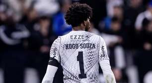 Hugo Souza rebate críticas e abre o jogo sobre medo de rebaixamento do Corinthians