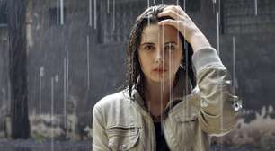 Frizz e falta de brilho? Entenda por que o cabelo muda tanto no dia de chuva
