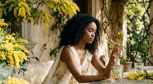 Por menos de R$ 140 no Mercado Livre: lançada em 2003, esta marca italiana assina o perfume 'cheiro de rica' com a Mimosa como protagonista, considerada o 'sol em forma de flor'