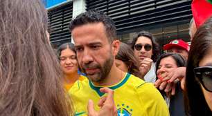 Janones recebe alta após arritmia cardíaca e diz que sintomas começaram em debate: 'Dificuldade para respirar'