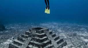Estrutura submersa de 50 metros, 20 metros de largura, formada por milhares de toneladas de arenito sólido repousa no oceano e desafia cientistas há quase 40 anos