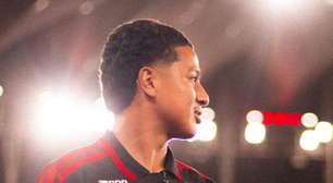 Por que Anthony Valencia tem pouco espaço com Leonardo Jardim no Flamengo? Veja