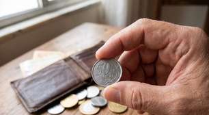 Procure na carteira: moeda de 50 centavos de 2002 com erro raro de fabricação pode valer até R$ 200 para colecionadores
