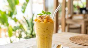 Frapê de manga com coco: bebida cremosa e refrescante em 5 minutos