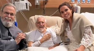 Carlos Alberto de Nóbrega aparece em foto pela primeira fez após cirurgia no coração