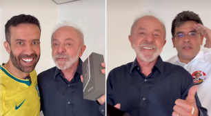 Lula ganha celular para entrar no 'Exército' de Janones: "O maior exército democrático do mundo"