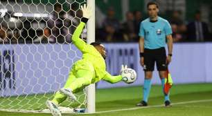 Carlos Miguel avalia maturidade no Palmeiras: 'Voltei diferente'