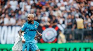 Santos avalia contratação de Gabigol e Cruzeiro adota postura