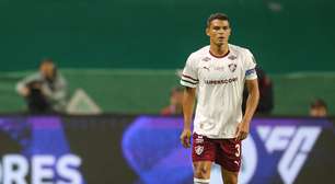 Thiago Silva defende Nonato após eliminação do Fluminense: "cuidar dele"