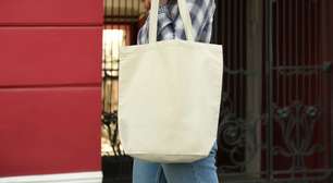 Há riscos invisíveis na sua ecobag: entenda por que você deve lavá-la