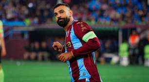Salah faz mais um, e Trabzonspor vence o Hearts na Conference League