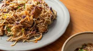 Japchae: aprenda a receita de macarrão coreano da chef Manu Buffara