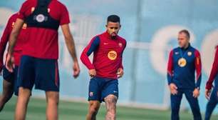 Gabriel Jesus supera Neymar e Ronaldinho em início no Barcelona
