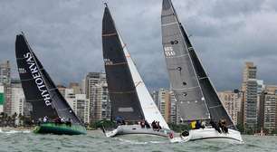 Regata Santos-Rio larga com vento leste, ondas de proa e 35 veleiros na disputa