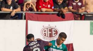 Maringá vence a Ferroviária em final com porradaria e coroa acesso com título da Série C