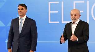Flávio ironiza 'nove dedos' de Lula, que rebate: 'Miliciano que nunca trabalhou'