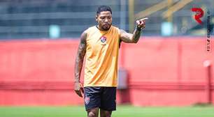 Vitória x Athletico-PR: onde assistir ao vivo, horário e escalações pelo Brasileirão