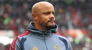 Kompany desmaia durante treino do Bayern e é levado ao hospital