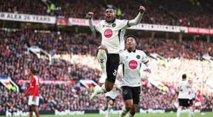 Rayan e Evanilson marcam para o Bournemouth e afundam o United