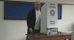 Moraes vota no segundo turno em São Paulo e exalta sistema eleitoral