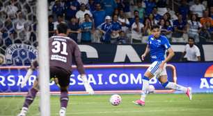 Bruno Rodrigues celebra 100 jogos pelo Cruzeiro e desabafa sobre sequência