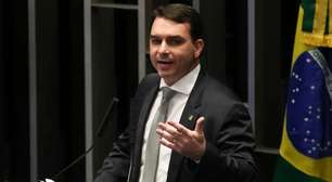 Flávio Bolsonaro: Confira a trajetória do candidato à Presidência pelo PL