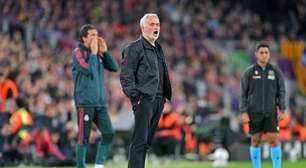 Mourinho: "Real Madrid não joga para ganhar no Camp Nou"