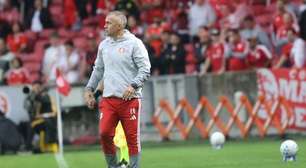 Eduardo Baptista vê evolução no Internacional e valoriza dedicação