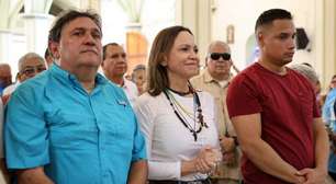 María Corina Machado participa de missa ao voltar à Venezuela após quase um ano fora do país