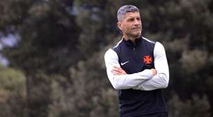 Pedro Emanuel surpreende ao falar do Flamengo antes do clássico