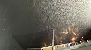 Teto de camarote da Vila Belmiro cede com forte chuva em jogo do Santos