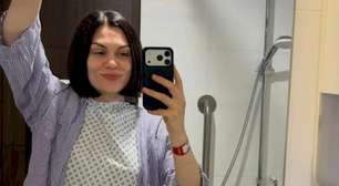 Jessie J reaparece após segunda reconstrução mamária e pausa nas redes