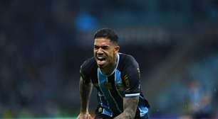 Diego Caito se lesiona e deixa jogo do Grêmio aos cinco minutos