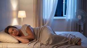 A psicologia confirma: o significado comportamental de quem não consegue dormir sem cobrir os pés, mesmo no calor